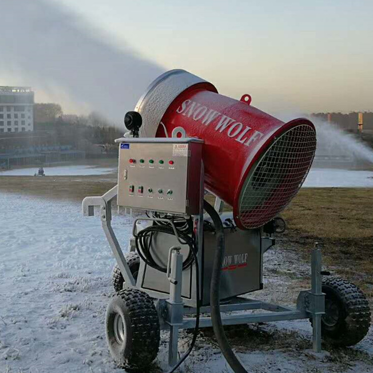 滑雪场造雪机